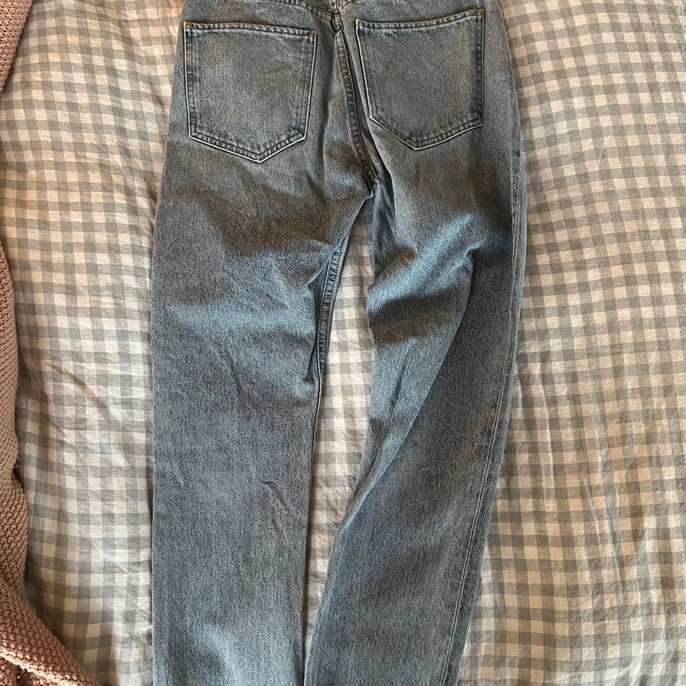 Agolde Riley Crop Denim Jeans - Picture 6 of 6